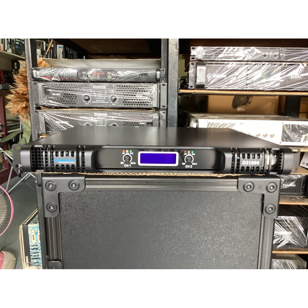 แอมป์ขยายสวิชชิ่ง PROEURO TECH DS21000 คลาสD สวิชชิ่ง 1000W×1000W 8โอม 1600W×1600W 4โอม