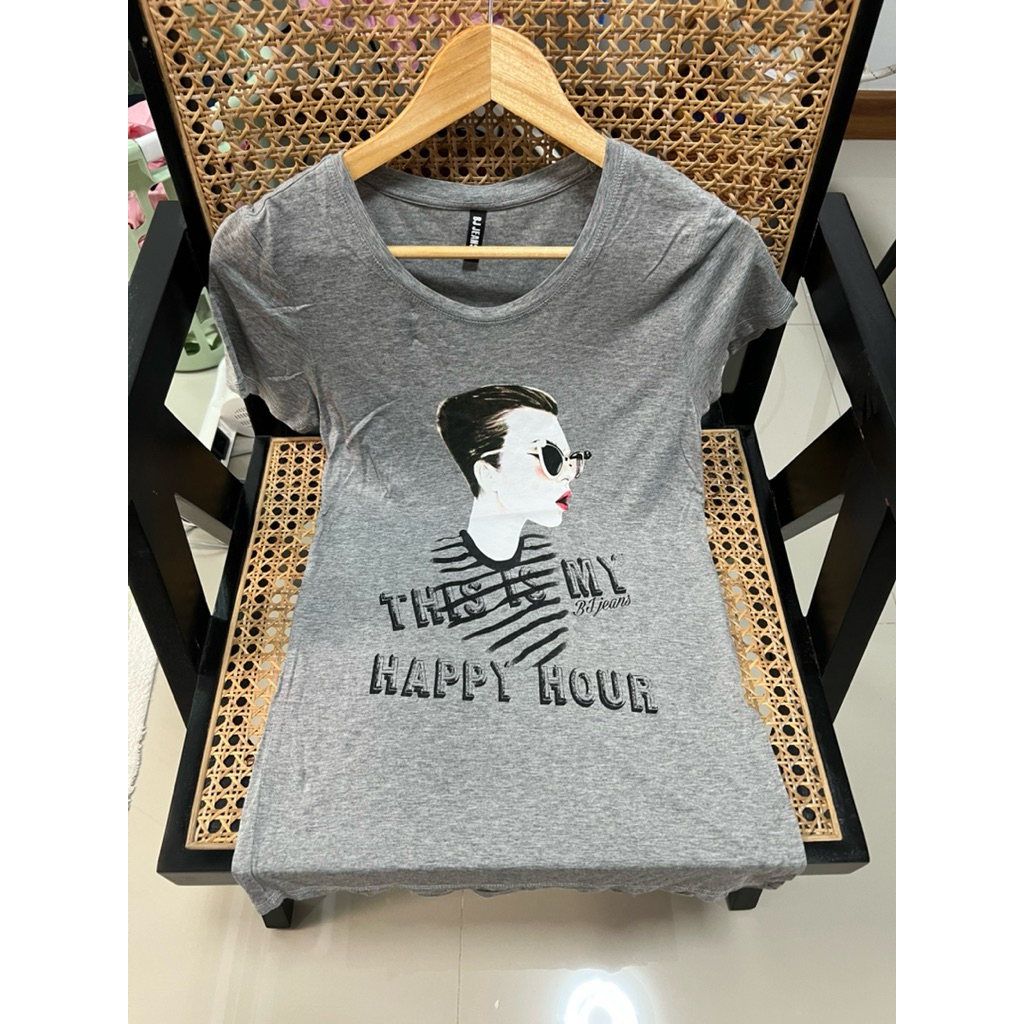 เสื้อยืด BJ Jeans size M อก 32“ยาว 26”นิ้วสภาพดี