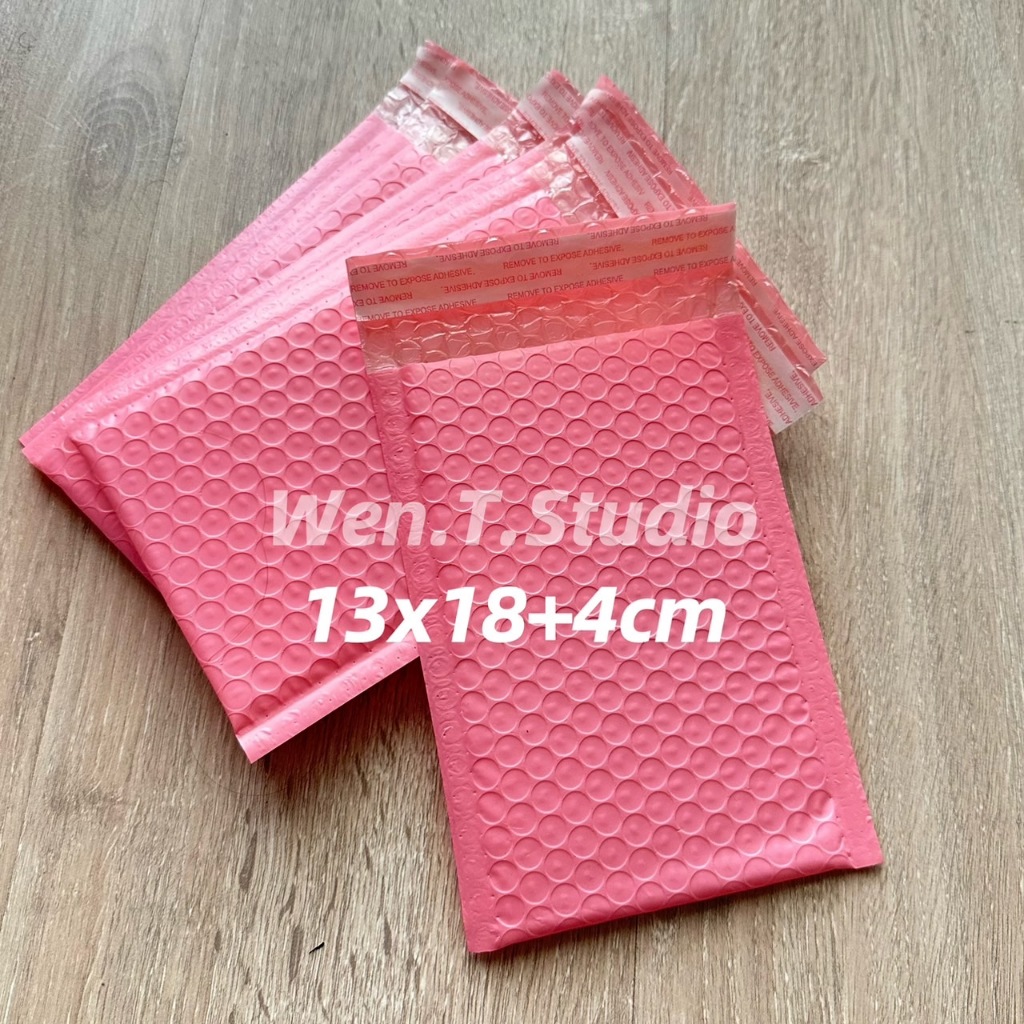 พร้อมส่ง ซองกันกระเเทก ซองบับเบิ้ล 1 ใบ ถุงไปรษณีย์กันกระแทก ฝากาว ขนาด 13x18+4 (สีชมพู่) กทมส่งด่วนได้แล้วค่ะ!!