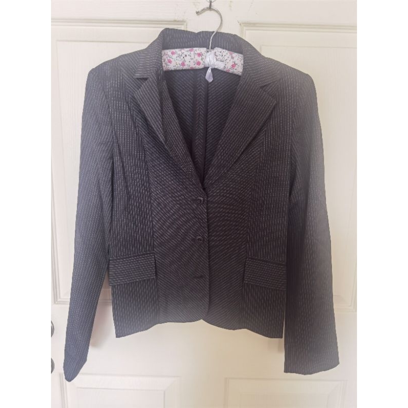 สูท​ + กางเกง​ AIIZ​ สภาพเทียบใหม่80% (สูทอก 38" กางเกงเอว 32")​