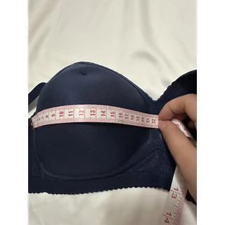 เสื้อชั้นในเต้าใหญ่ คัพ D,E 3ตะขอ ไร้โครง บราสําหรับสาวทรงใหญ่เนื้อเยอะ ฟองน้ำบาง พอดีกับรูปร่าง วัสดุคุณภาพดีเก็บ ข้างก
