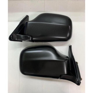 กระจกข้างรถตู้หัวจรวด