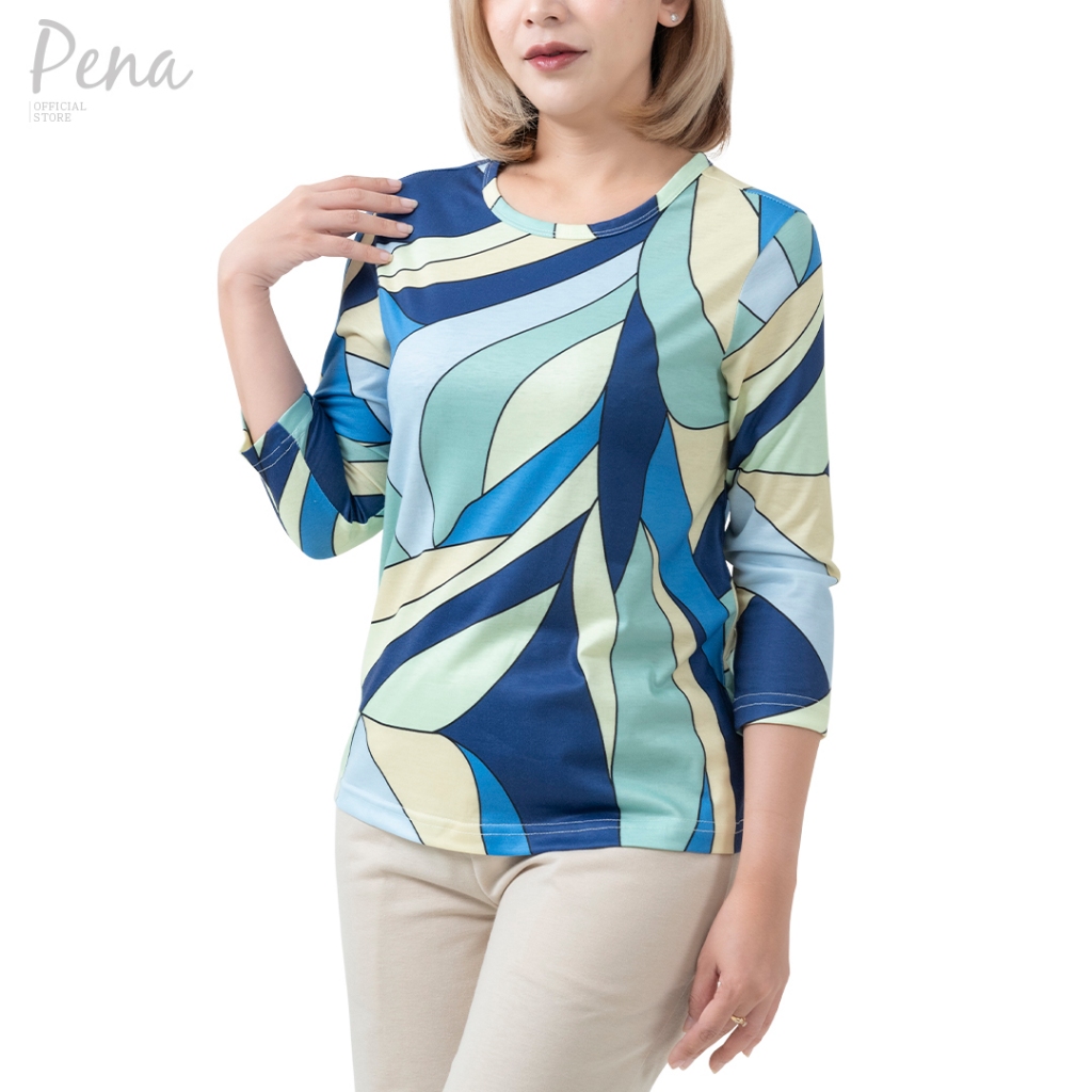 Pena House เสื้อยืดคอกลม ผ้าพิมพ์ลาย แขนสามส่วน รุ่น PSTL092402
