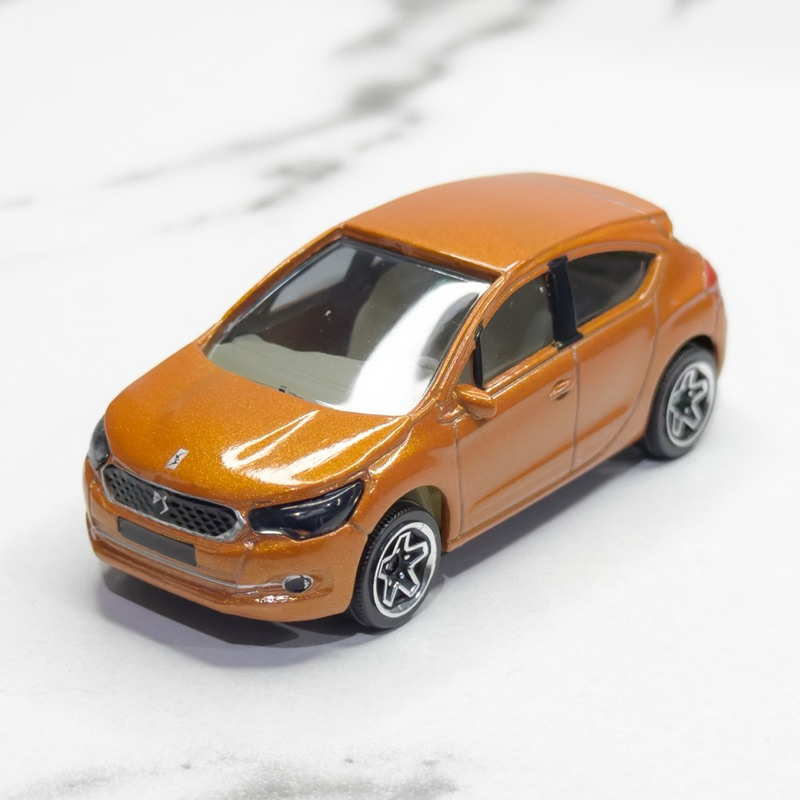 โมเดลรถเหล็ก มาจอเร็ตต์ Majorette Citroen DS4 สีส้ม
