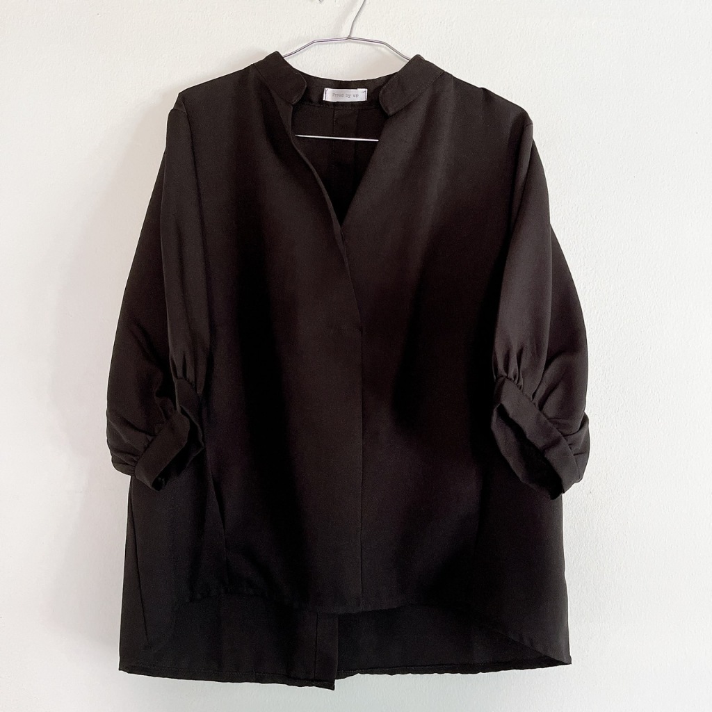 *มือสอง* เสื้อ Proud by up สีดำสนิท