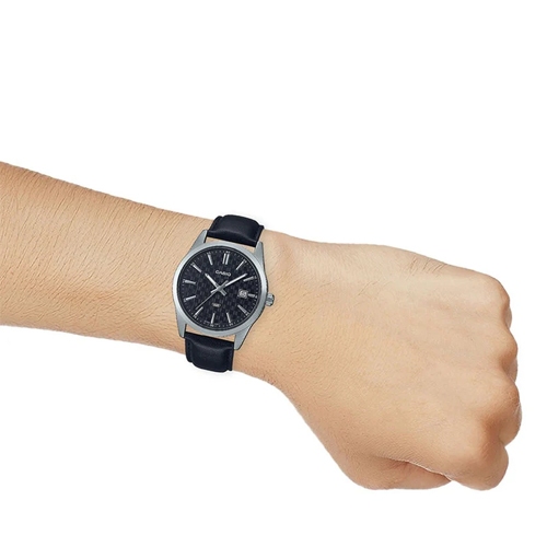 CASIO นาฬิกาข้อมือผู้ชาย สายหนัง รุ่น MTP-VD03L,MTP-VD03L-1A,MTP-VD03L-5A