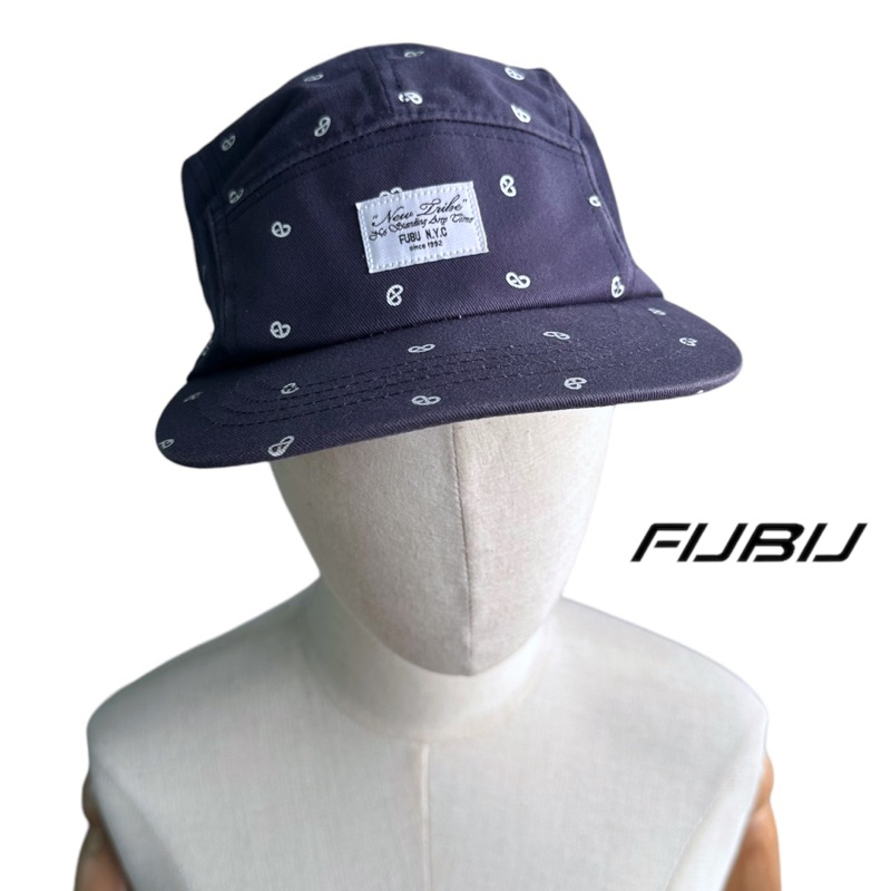 🧢 หมวกทรง 5 panel FUBU