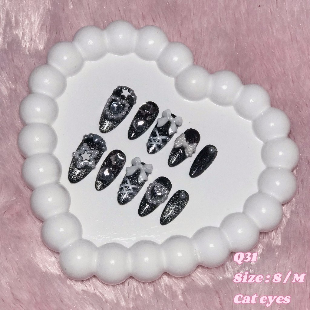 ೀ⋆｡ Q31 เล็บเจลปลอมสีดำลูกแก้ว 🎀⭐️🤍🖤