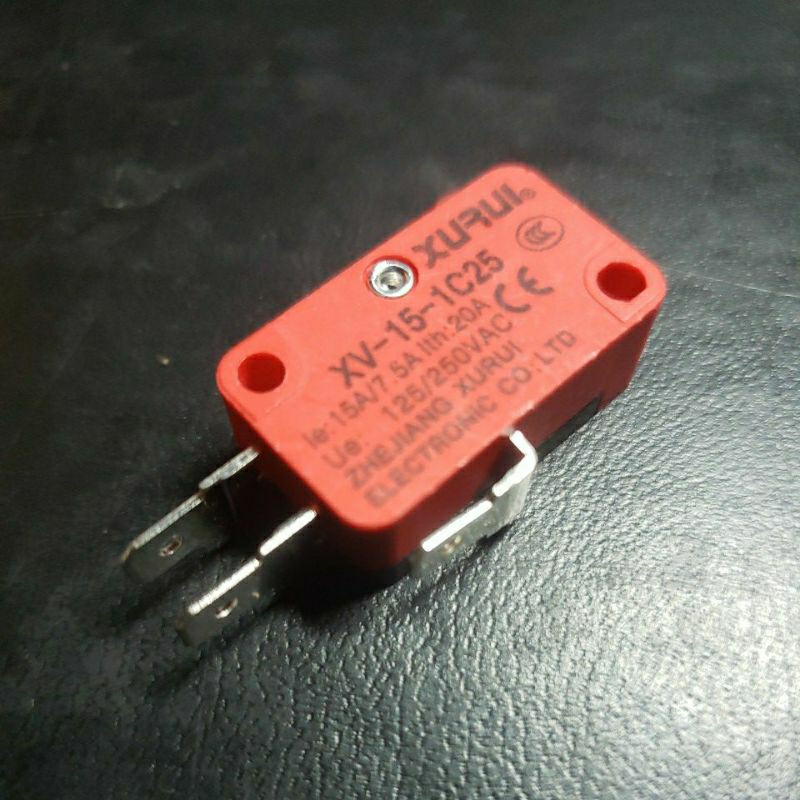 สวิตช์3ขา ประตูม้วนอัตโนมัติ XV-15-1C25 /V-15-1C25 SPDT Micro Miniature Switch 3-Terminals