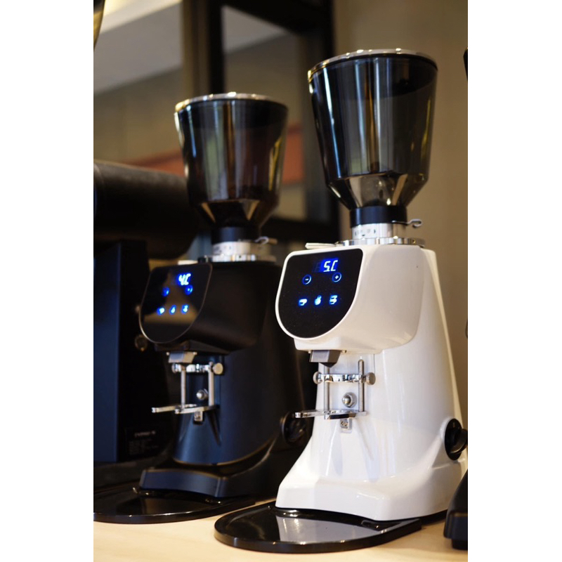 [ออก E-TAX ได้ครับ ] เครื่องบดเมล็ดกาแฟ Typhoon S70