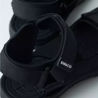 KIM&CO. ORIGINAL - BREEZE CLOUD SANDAL(KS005WM) รองเท้าแตะแฟชั่นผู้หญิง รองเท้าแตะเกาหลีมินิมอล พื้นนุ่มสบาย ไม่เมื่อย