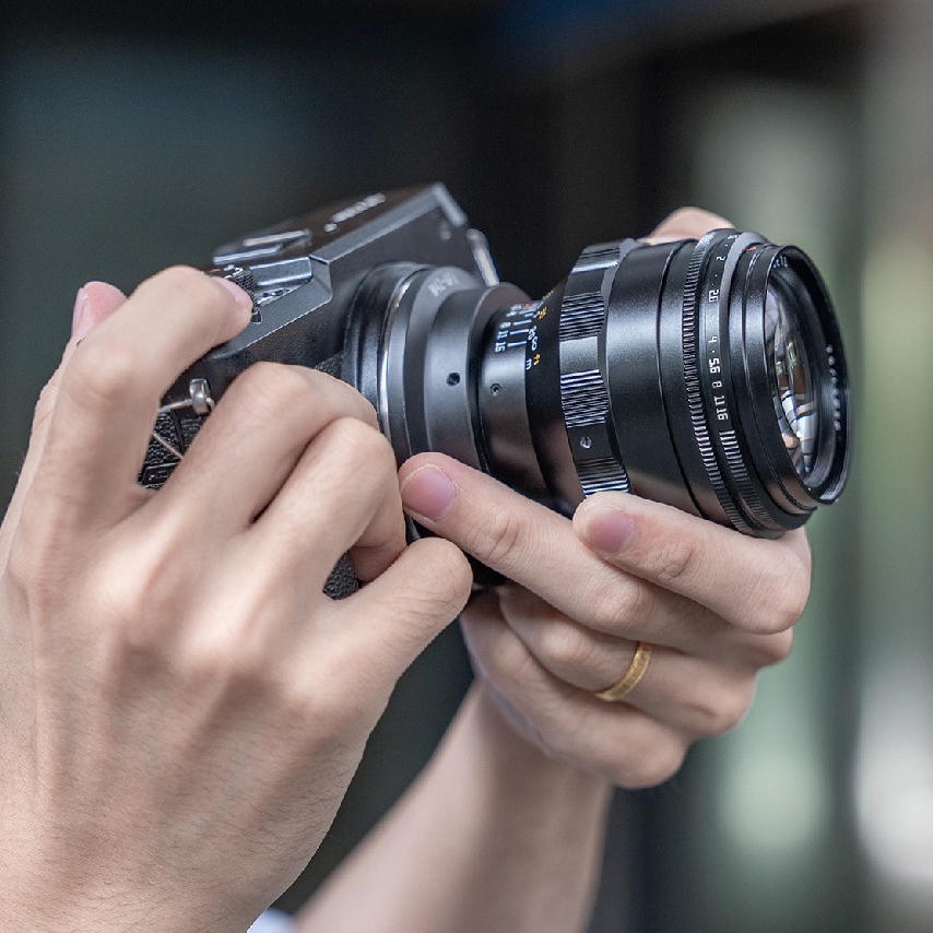 เลนส์ TTArtisan 75mm f1.5 โบเก้หมุน ฟูลเฟรม ( 75 mm f 1.5 biotar swirly bokeh เลนส์กระจก / M42 / Fuji / Sony / RF / Z )