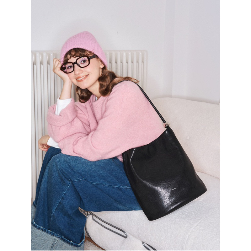 พร้อมส่งทุกสี💖MUVA (โค้ดลด 30% สูงสุด 1,000฿) new collection buckets bag  แท้100% จากชอป 💖แถมฟรีจี้พวงกุญแจ - รูปที่ 5