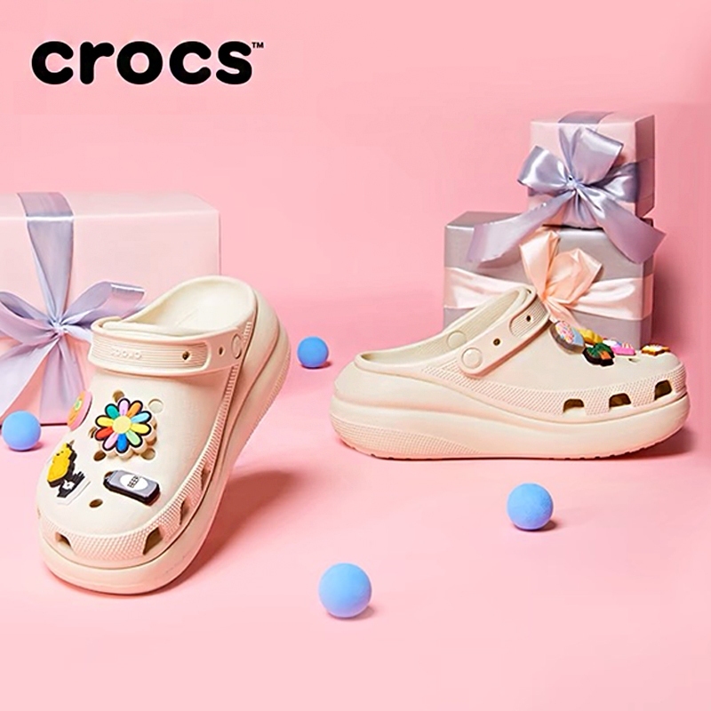 OUTLETS นำเข้าจากอเมริกา CROCS แท รองเท้าแตะ crocs พื้นหนา ของแท้ สําหรับผู้หญิง 207521