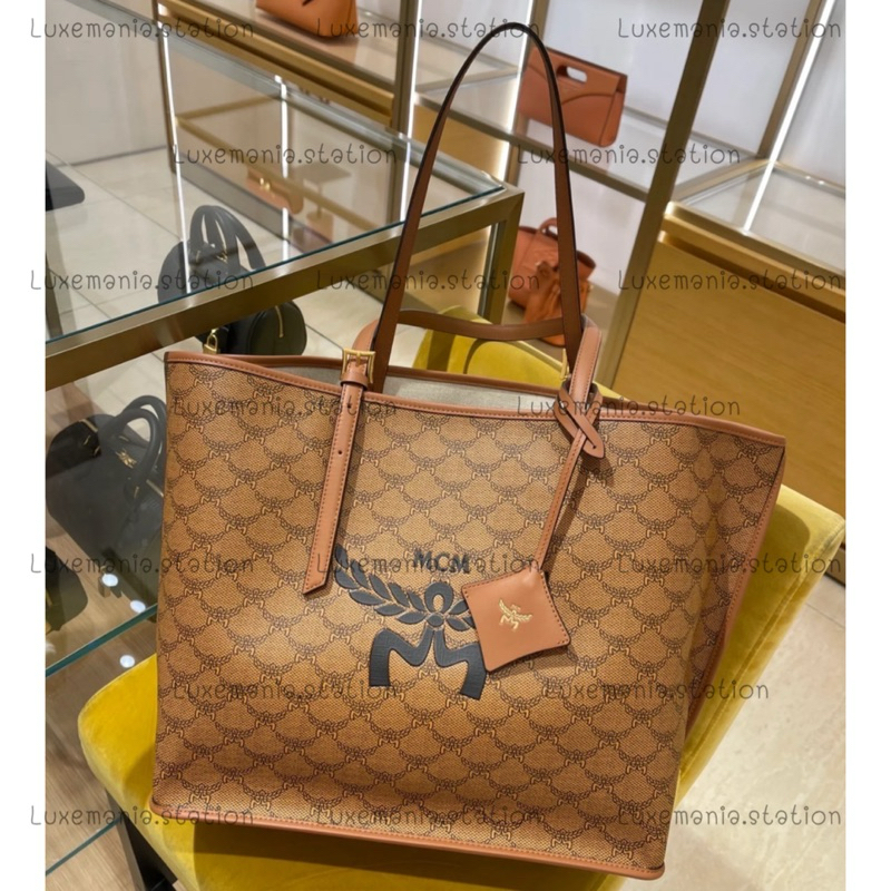 👜: New!! MCM Medium Himmel Shopper Tote Bag‼️ก่อนกดสั่งรบกวนทักมาเช็คสต๊อคก่อนนะคะ‼️