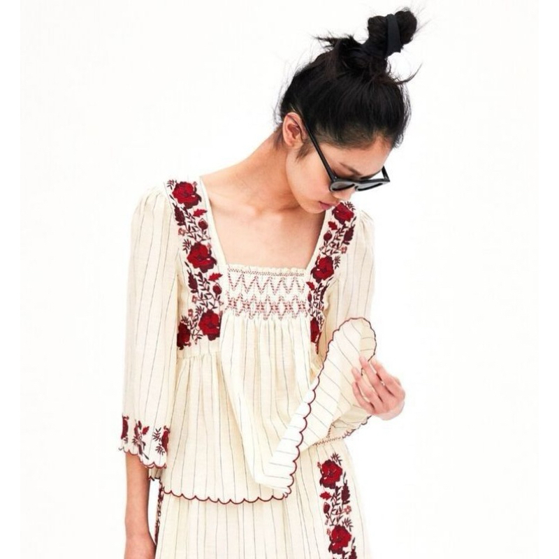 ZARA TRF x cotton งานปัก x L คอเหลี่ยม ปักสวย Tag ครบ อก36  ยาว21 Code: 3609(10)