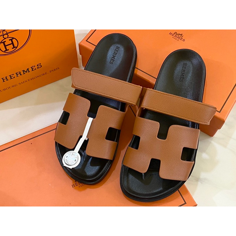 รุ่นขายดี🔥รองเท้าแตะ H แบบสวม ที่ต้องมี ใส่แล้วสวยมาก ตรงปก💯(size36-40)แถมกล่อง