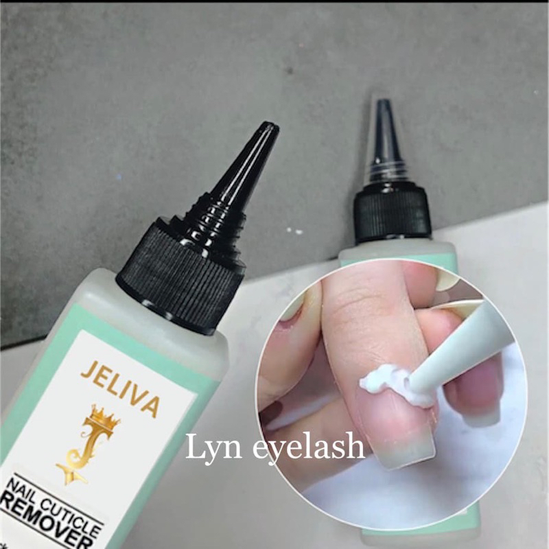 นํ้ายาหนังนุ่ม-ไม่ต่องแช่นํ้าก่อนตัดหนัง ขวดละ50ml