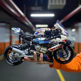 ชุดตัวต่อ M 1000 RR ตัวต่อโมเดลรถมอเตอร์ไซค์ ความเร็วสูง มี1920ชิ้น ของเล่นสำหรับเด็กและผู้ใหญ่
