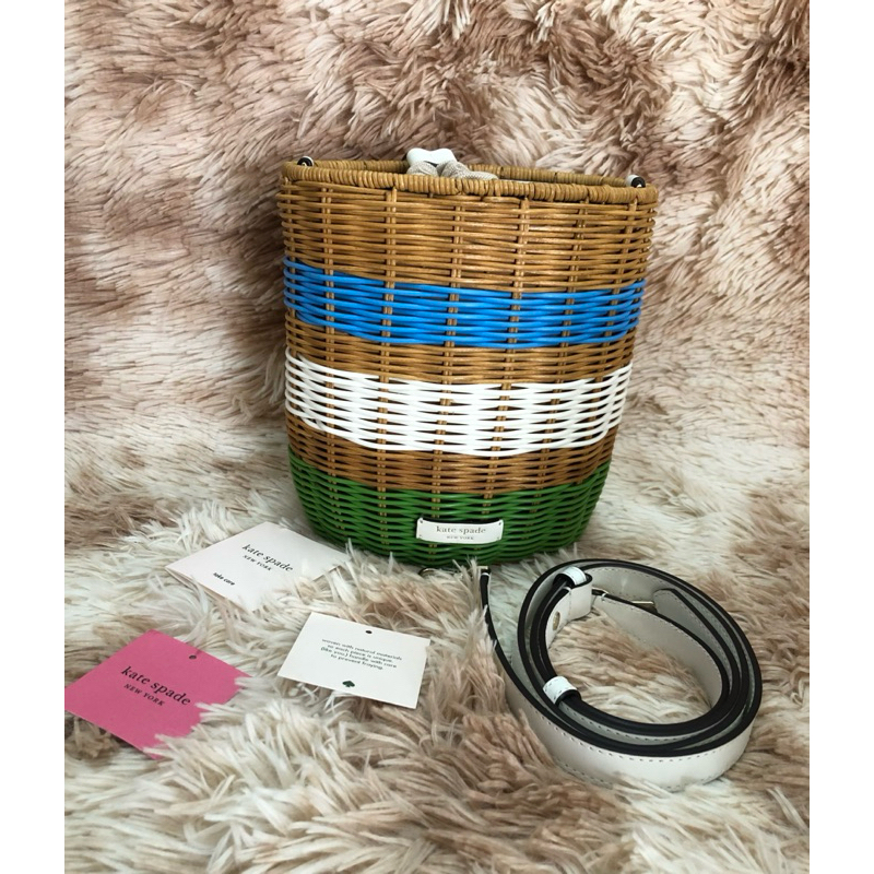 Kate space  เป๋าทรงถัง  งานสาน ลิมิเตดมาก