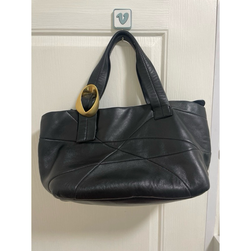 กระเป๋ามือสอง ส่งต่อ แบรนด์ MaxMara หนังวัว แบรนด์แท้ 💯% 😁😁😁