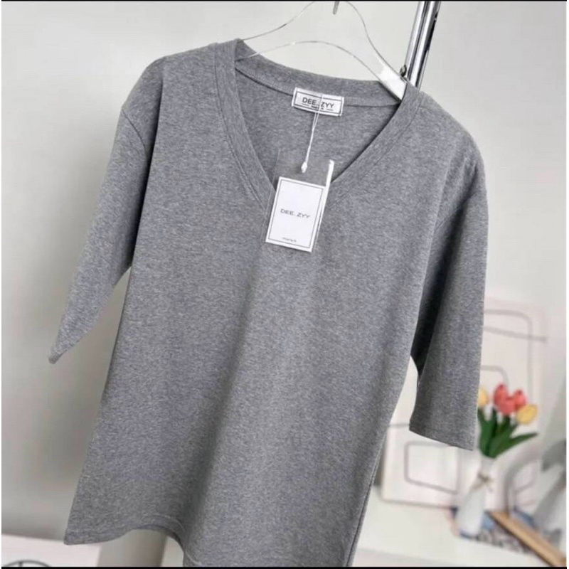 D035เสื้อยืดคอวีแขน3ส่วน💖