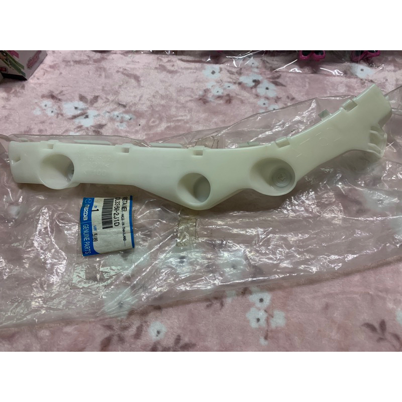 พลาสติกยึดกันชนหลังซ้าย Mazda 2 DL33-502J1D, LH รุ่น 5 ประตู