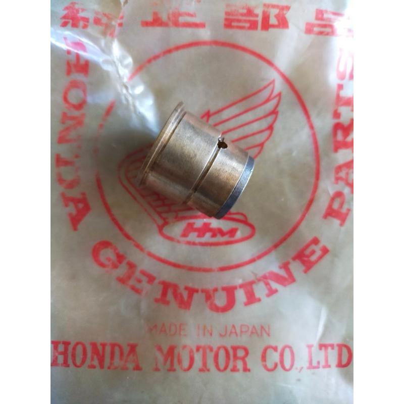 บุชฝาเบรค ล้อหน้า Honda C200 C201 CD90Y CM90 CM91 C90 แท้ใหม่