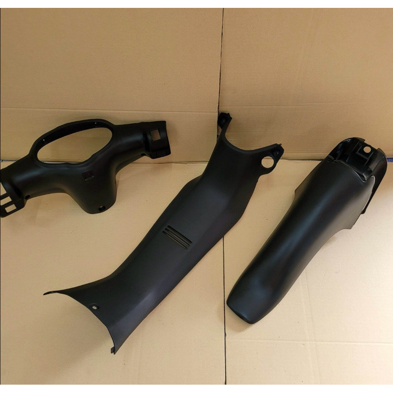 ชุด 3 ชิ้น ดำด้าน ดรีม 125 หน้ากากหลัง คอนโซนกลางกลม บังโคลนหน้าตัวหลัง B