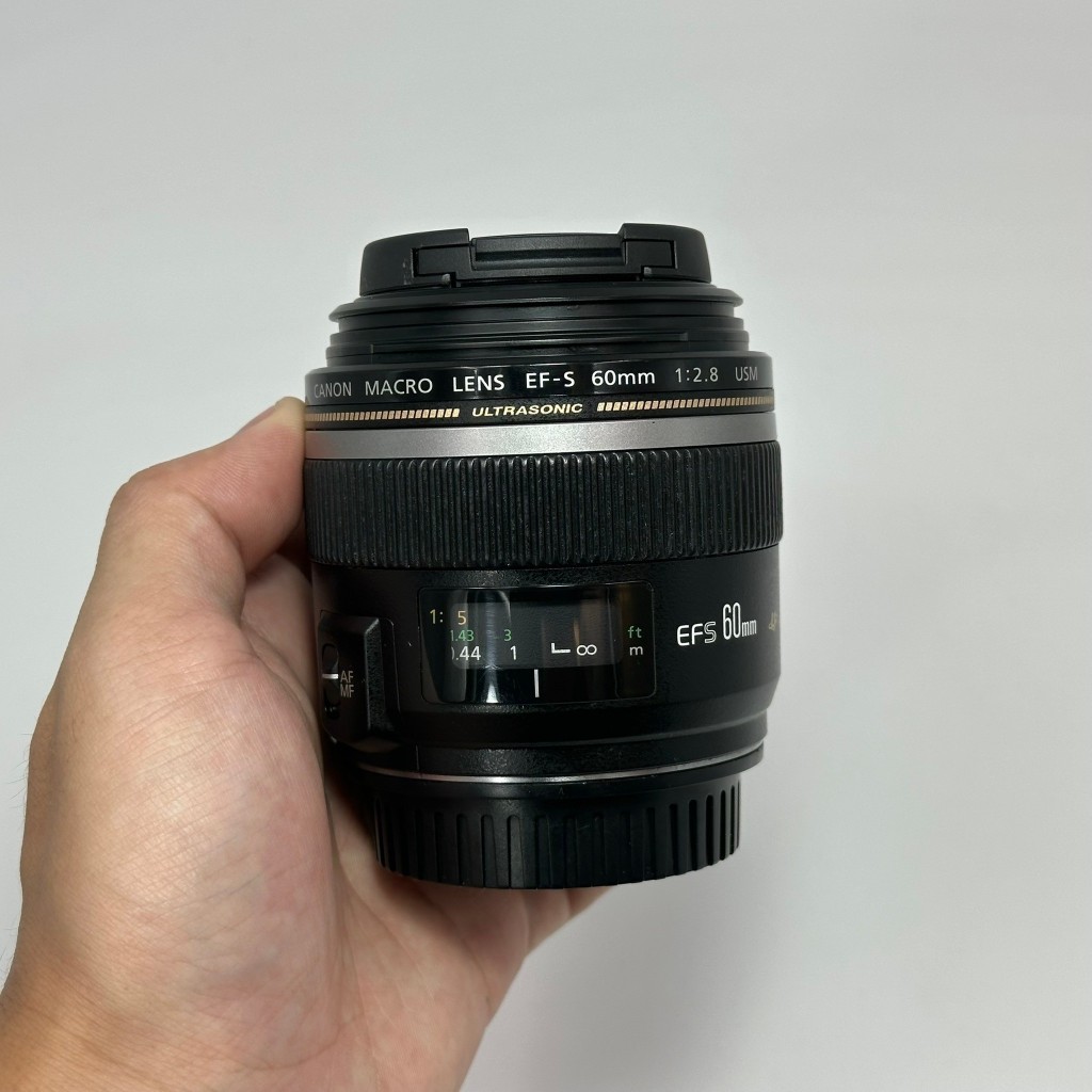 Canon EF-S 60mm f/2.8 Macro USM