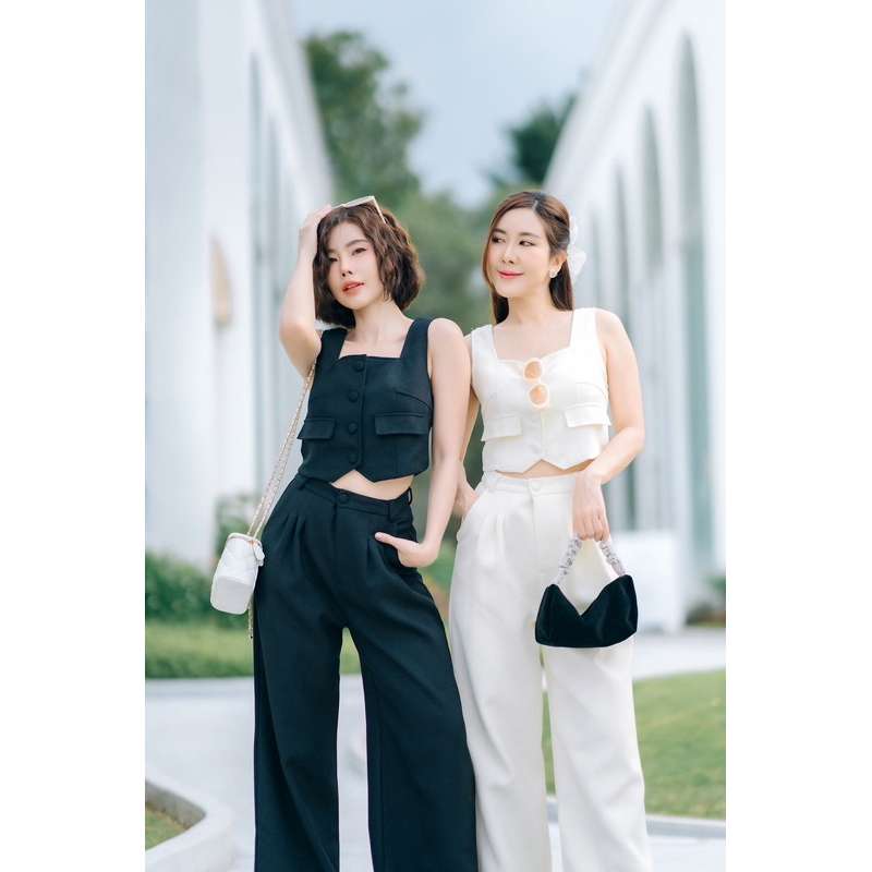 [NITTAYA] D2563 ชุดเซตเสื้อครอปคอเหลี่ยมกระดุมหน้าแต่งกระเป๋ากางเกงขายาวทรงกระบอกทรงสวยเข้ารูปดูแพงใส่เที่ยวออกงาน คาเฟ่ - รูปที่ 4