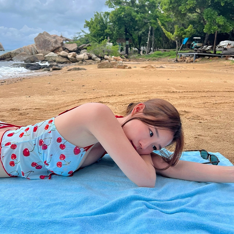 Hot.bikini   cherry bikini set ชุดว่ายน้ำแฟชั่น 3ชิ้น  สไตล์เซ็กซี่ beach    ส่งไวจากไทย ราคา ถูกที่สุด ดีลบีเคเค แกลเลอรีภาพที่ 7
