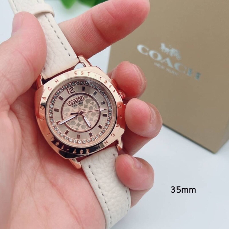 นาฬิกาแฟชั่นสายหนัง coach