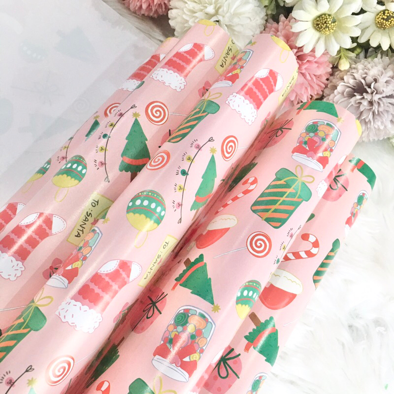 กระดาษห่อของขวัญอาร์ตมัน ขายขั้นต่ำ 5 แผ่น ลายถุงเท้าชมพู กลุ่ม 01 ลายคริสต์มาส ราคา ถูกที่สุด ดีลบีเคเค แกลเลอรีภาพที่ 2