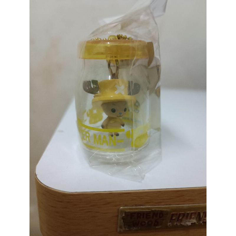 One  piece.  chopper