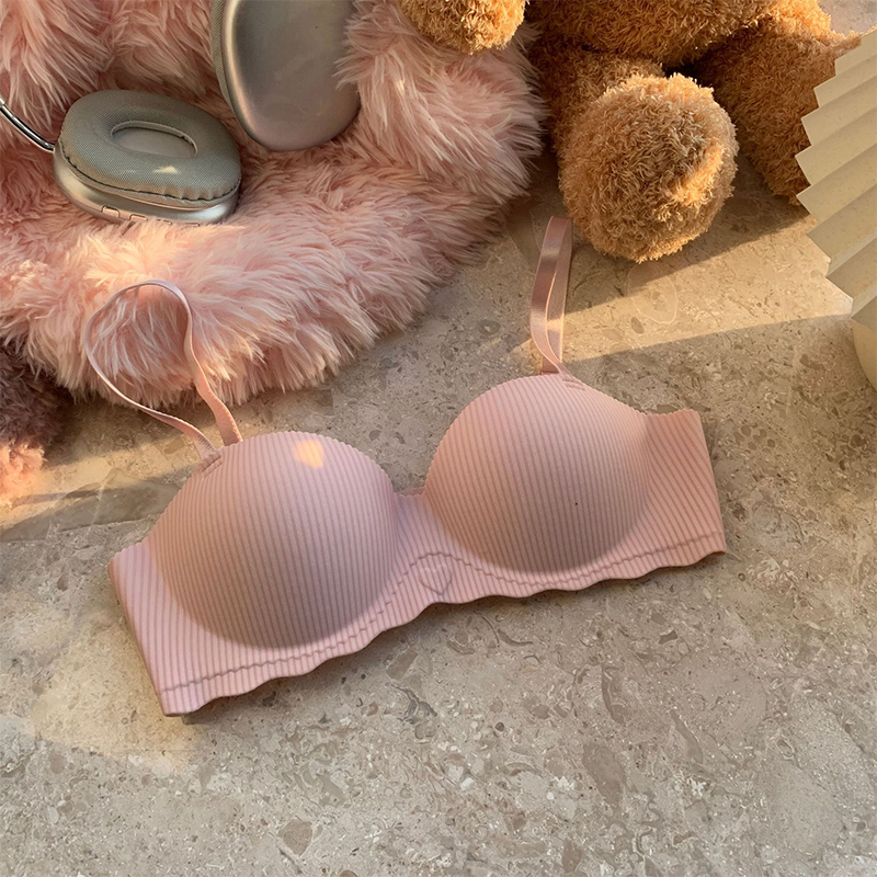 AMY-เสื้อชั้นในไร้โครง เสื้อชั้นในผู้หญิง เสื้อชั้นในไร้ขอบ เสริมฟองน้ำดันทรง ดีไซน์ขอบหยัก สีน่ารัก สไตล์เซ็กซี่ - รูปที่ 5