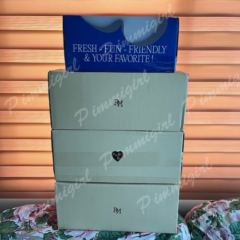 Rally The Bag Mini Denim - กระเป๋าเดนิมทรง Bucket ไซส์มินิ (พร้อมสายโซ่ cross body) - รูปที่ 4