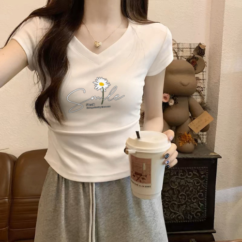 เสื้อยืดคอกลม เสื้อใส่ให้ดูผอม ดูบางลง เสื้อผ้าคนอ้วนไซซ์ใหญ่ เสื้อทํางานผู้หญิง เสื้อยืดผู้หญิงทรงสลิม ชุดคนอ้วน
