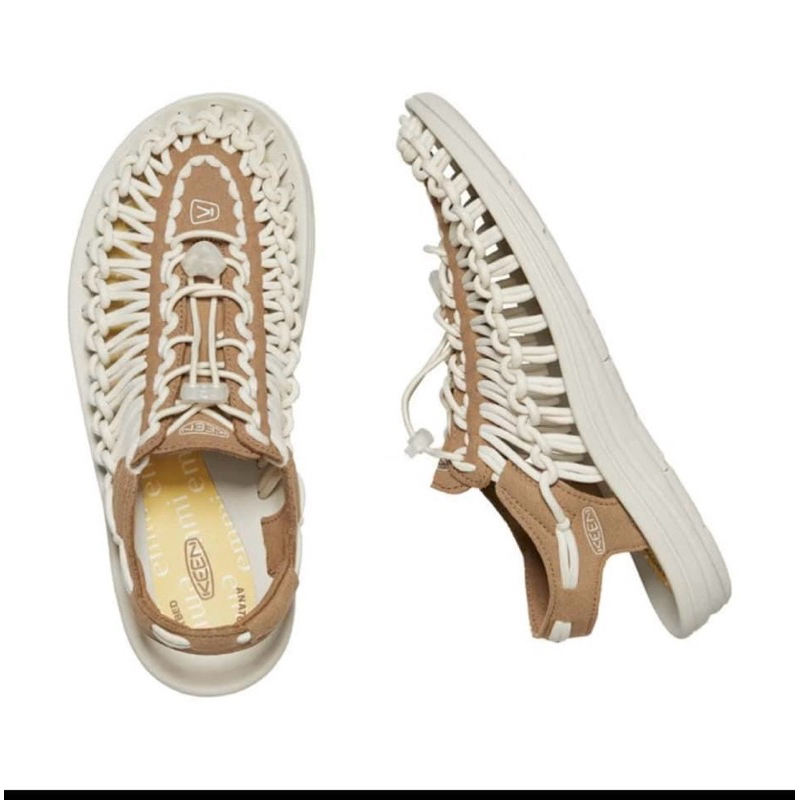 รองเท้าผ้าใบผู้หญิงKeen