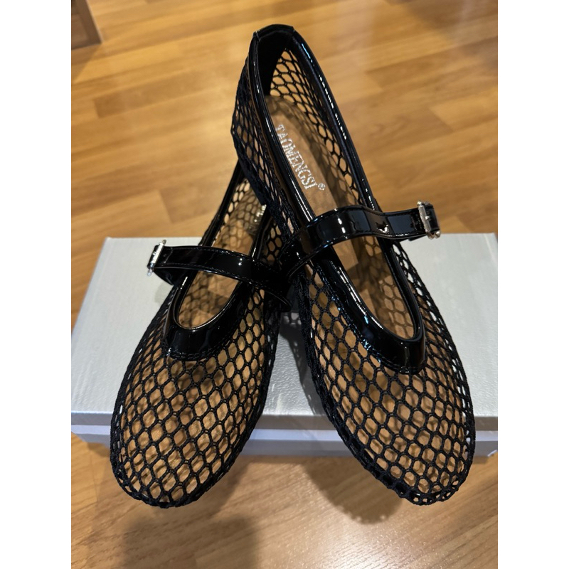 พร้อมส่งที่ไทย - julie marry jane *(แนะนำ + size ค่ะ)