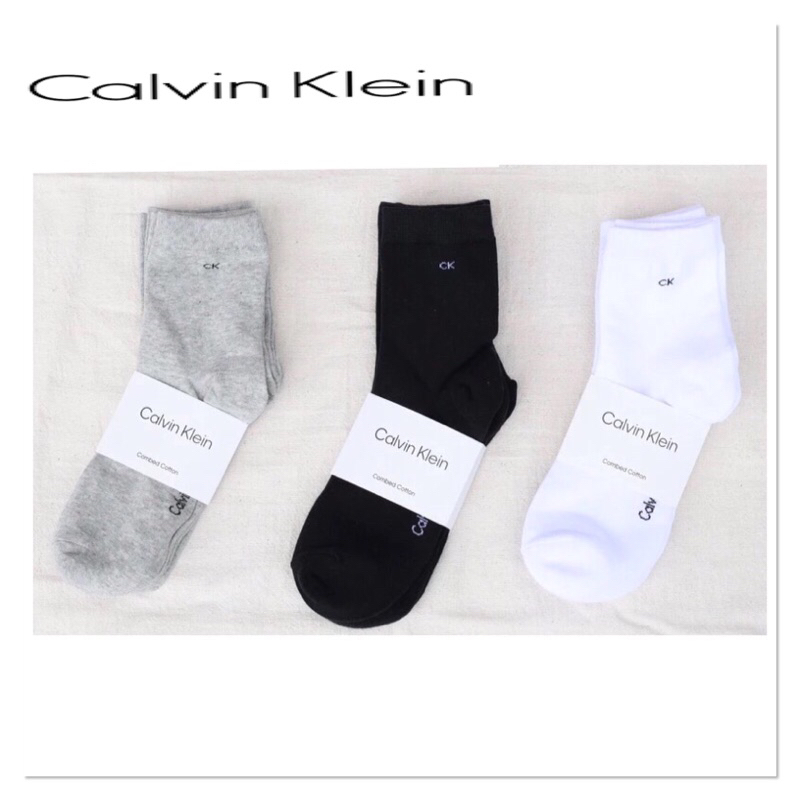 พร้อมส่ง ถุงเท้า CK เนื้อผ้านุ่ม ใส่สบาย ระบายอากาศ 1แพ็ค มี3คู่ ขาว ดำ เทา สนใจซื้อราคาส่ง ทักข้อความค่ะsize 35-42
