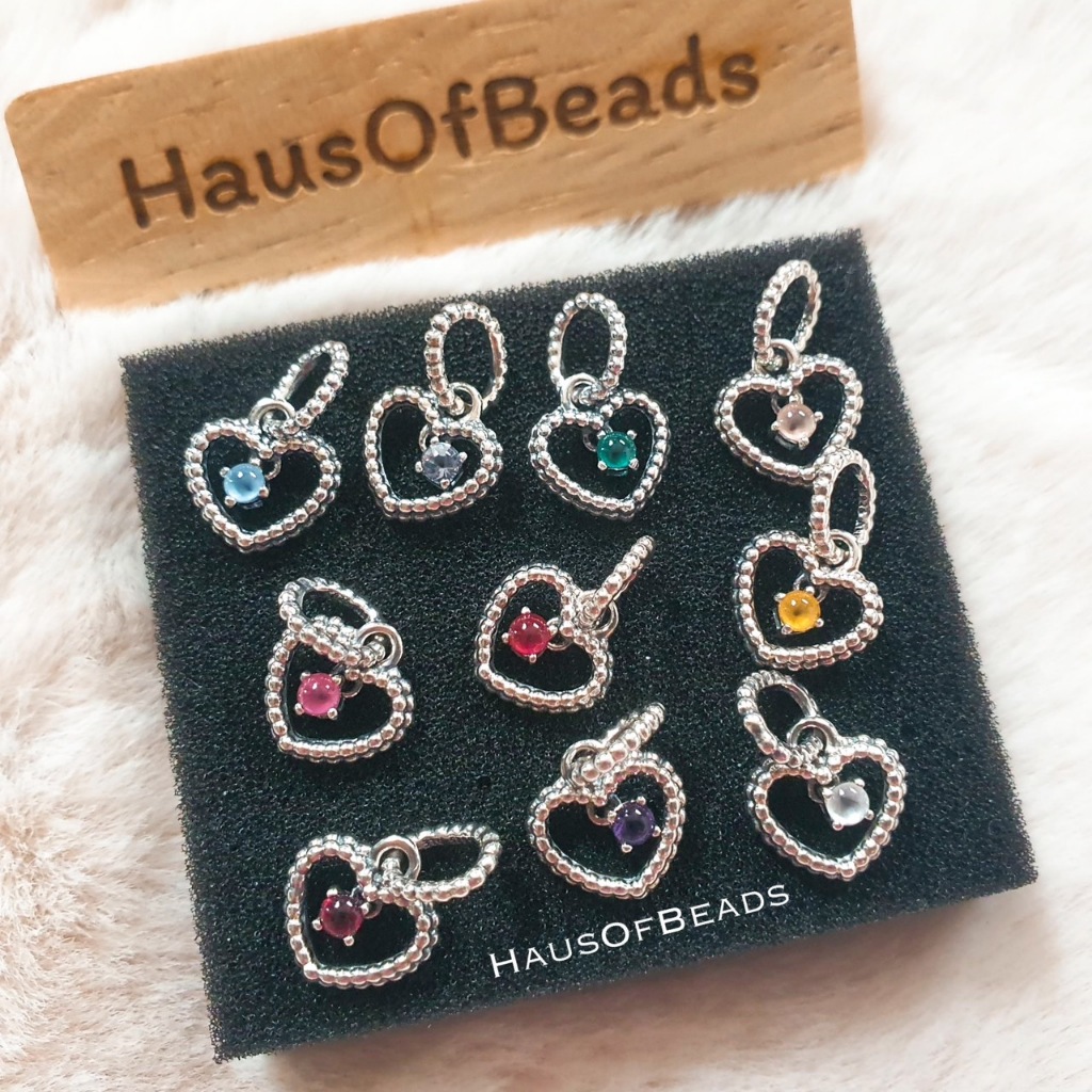 พร้อมส่ง ของแท้ 100% ติ้งกำไลข้อมือ Beaded Heart Dangle