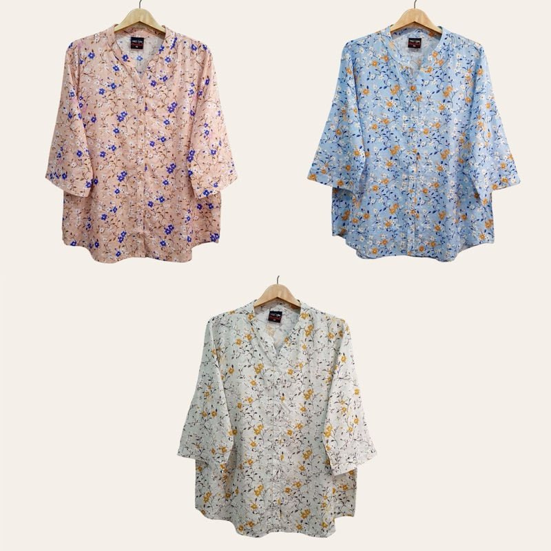 (อก 46”) เสื้อคอกลม เเขนสามส่วน ผ่าหน้า ลายดอกเล็ก ผ้าลินินผสมฝ้าย ใส่สบาย