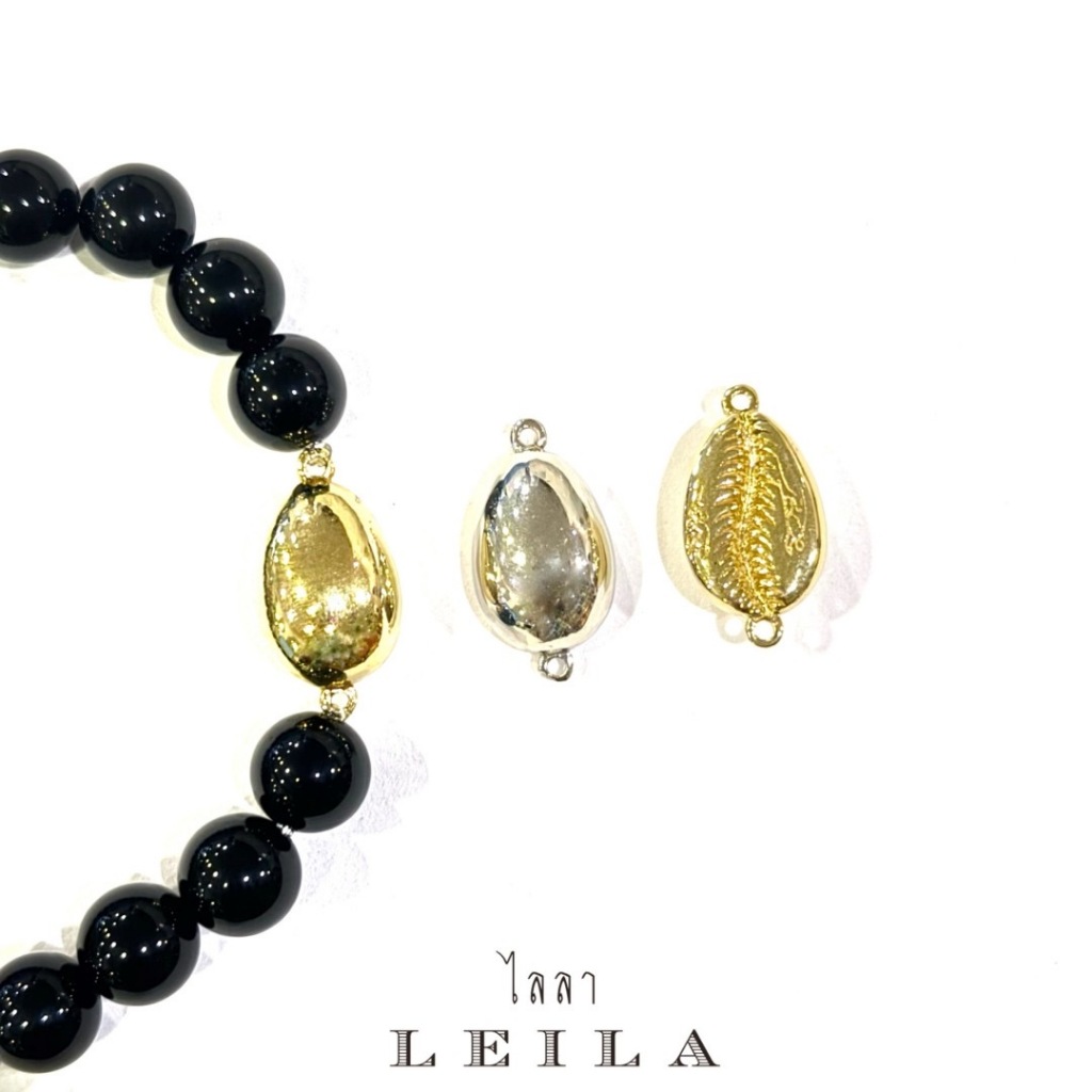 Leila Amulets เบี้ยแก้ ปัดร้าย รับทรัพย์ (พร้อมกำไลหินฟรีตามรูป)