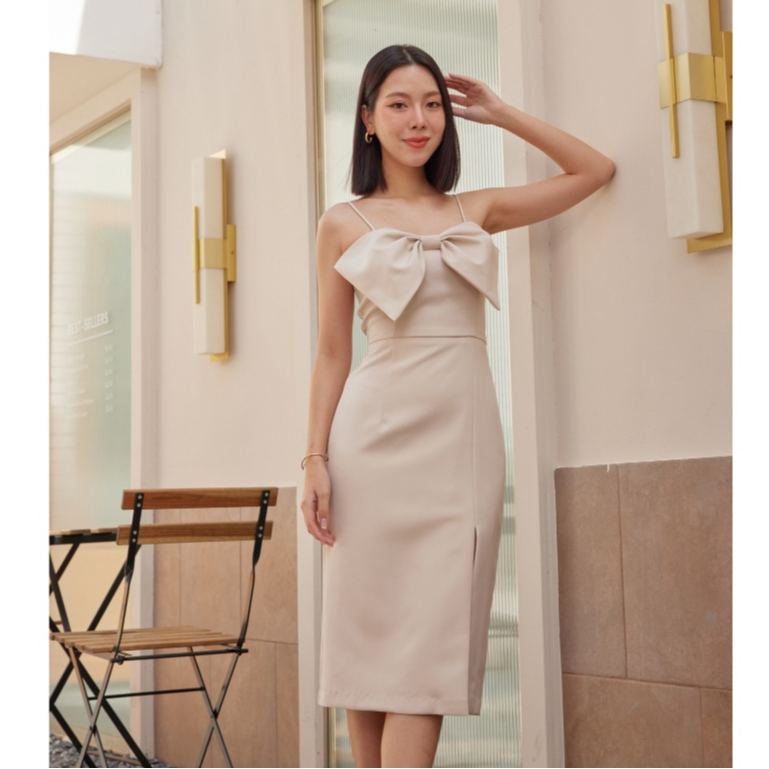 HER Collection - Calisa Dress ชุดออกงาน ชุดใส่เที่ยว ชุดสายเดี่ยว