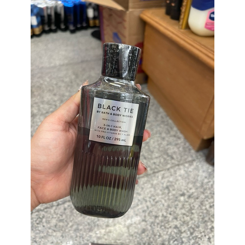 Bath & Body Works BLACK TIE Men's Shower Gel Body Wash 295ml. ของแท้