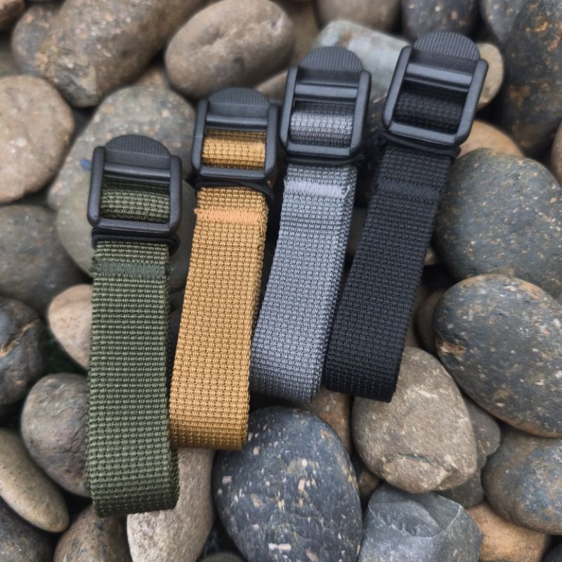 สายรัดของ  สายรัดอุปกรณ์ แบบหัวเลื่อน กว้าง 2ซมยาว 80ซม.