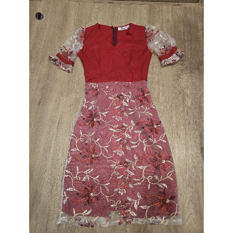 มือ 2:เดรสแดง Size S แบรนด์ Just girlie