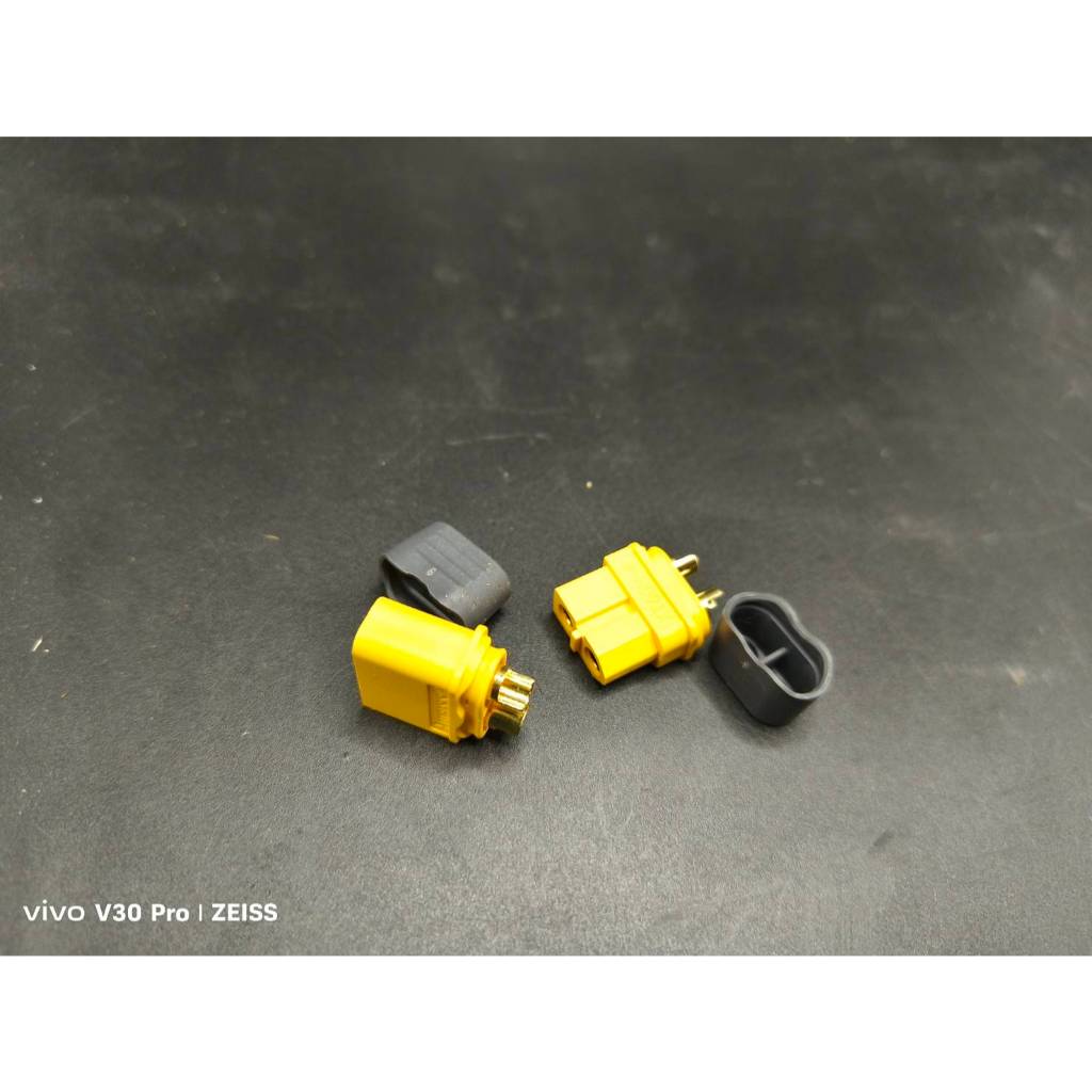 ตัวเชื่อมต่อ XT60 พร้อมปลอกหุ้มปลั๊กตัวเมีย/ตัวผู้ Xt60 ขั้วต่อแบตเตอรี่ RC ปลั๊กเสียบ XT60