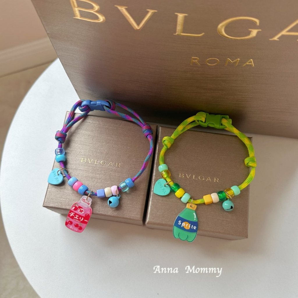 สัตว์เลี้ยง CAT/DOG ปลอกคอ พร้อมกระดิ่ง และจี้ ปรับได้ ความคมชัด ถัก สร้อยคอ หัวใจน่ารัก ยิ้ม ผึ้ง จี้ อุปกรณ์ประกอบฉาก